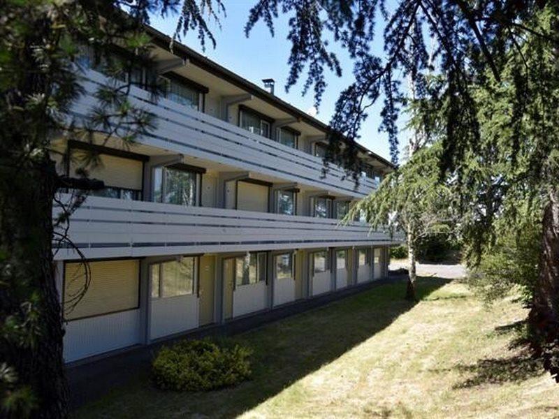 Greet Hotel Chatellerault Bagian luar foto